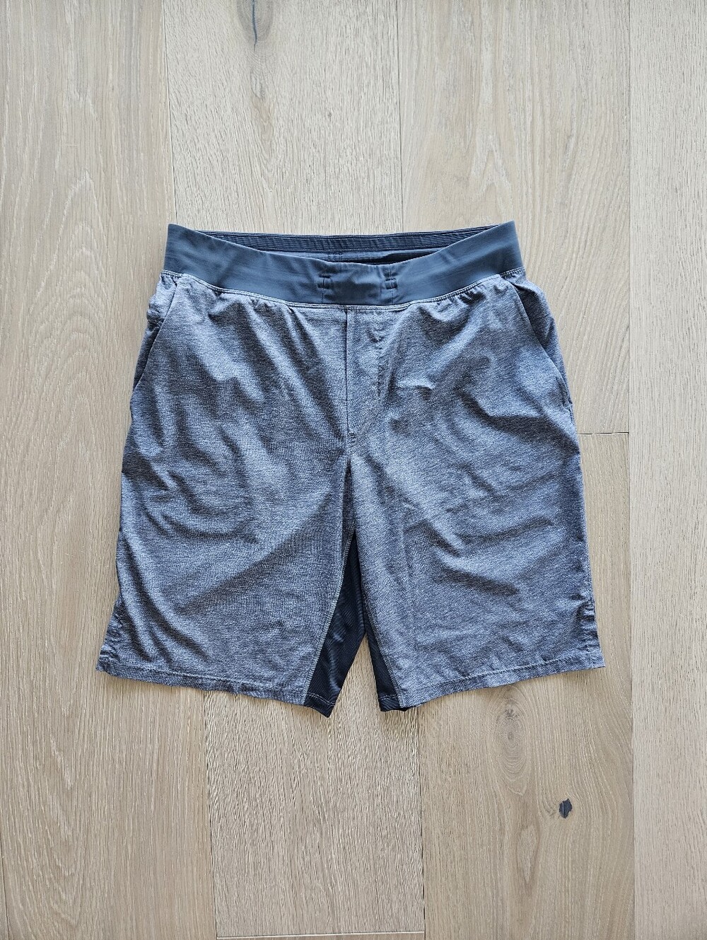 Lululemon T.H.E. Short Updated 11" Linerless - Gray Size L